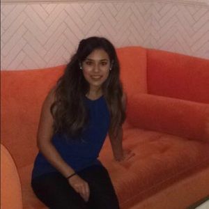 Meet your Posher, Vanessa